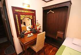 SK House