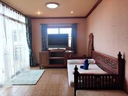 SK House