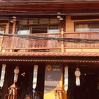SK House