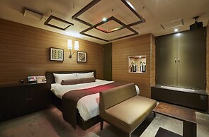 Hotel Love