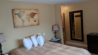 Nimpkish Hotel