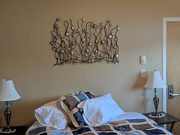 Nimpkish Hotel