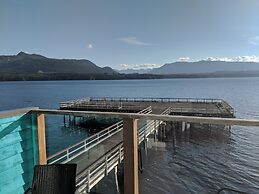 Nimpkish Hotel