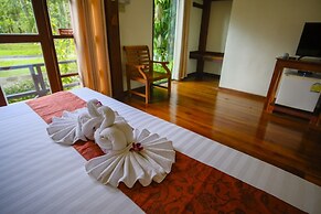 Barn Talaepu Resort