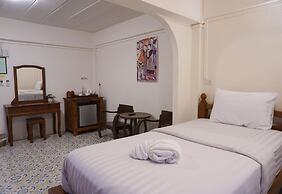 Nan Lanna Hotel