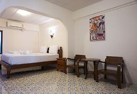 Nan Lanna Hotel