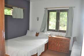 Hotel Elephant Camp