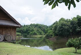 Rai Juthamas Resort
