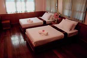 Rai Juthamas Resort
