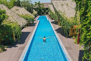 Khum Damnoen Resort