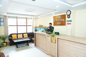 Hotel Holy Temple Tree & Chautari Cafe