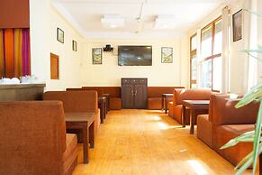 Hotel Holy Temple Tree & Chautari Cafe