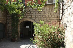 Artists' Colony Inn Zefat