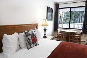 Schott’s Lake Conference & Resort