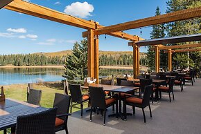 Schott’s Lake Conference & Resort