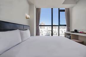 CHECK inn Express Taichung Fuxing