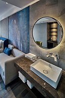 Harbour 10 Hotel