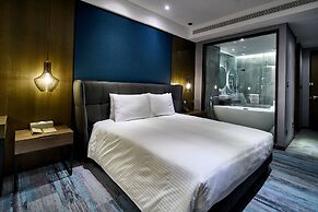 Harbour 10 Hotel