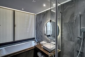 Harbour 10 Hotel