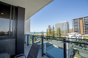 Iconic Kirra Beach Resort