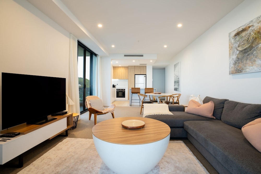 Iconic Kirra Beach Resort