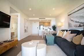 Iconic Kirra Beach Resort