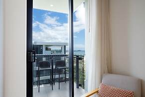 Iconic Kirra Beach Resort