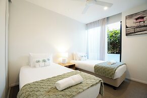 Iconic Kirra Beach Resort