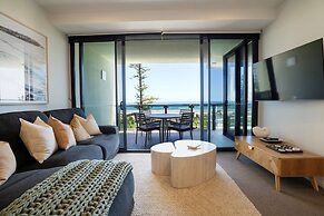 Iconic Kirra Beach Resort