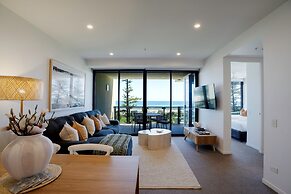 Iconic Kirra Beach Resort