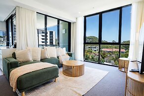 Iconic Kirra Beach Resort