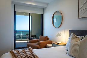 Iconic Kirra Beach Resort