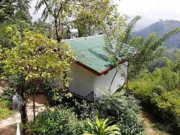Cloudy Hill Cottage