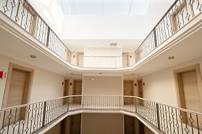 Atrium Apart Hotel
