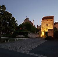 Maison Du Prince De Conde