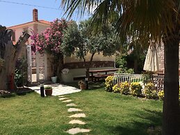 Cunda Has Konak Otel