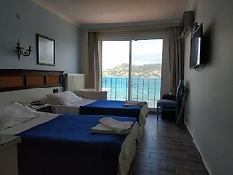 Foca Yali Hotel
