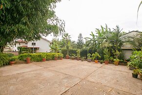 Green Hills Hotel