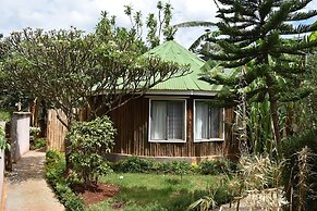 Green Hills Hotel
