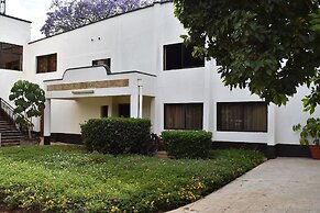 Green Hills Hotel