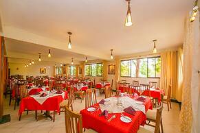 Green Hills Hotel
