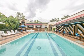 Green Hills Hotel