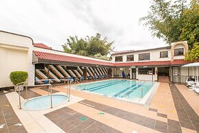 Green Hills Hotel