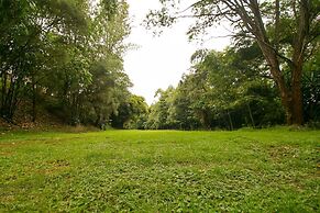 Green Hills Hotel