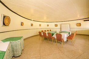 Green Hills Hotel