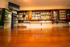 Green Hills Hotel