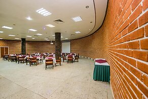 Green Hills Hotel