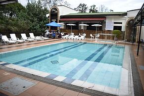 Green Hills Hotel