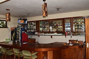 Green Hills Hotel