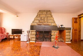 Green Hills Hotel